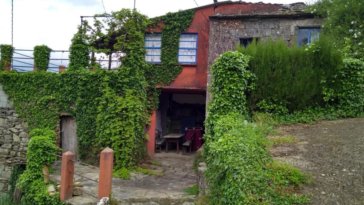 הוילה Santa María Ribeira Sacra La Imperfecta מראה חיצוני תמונה